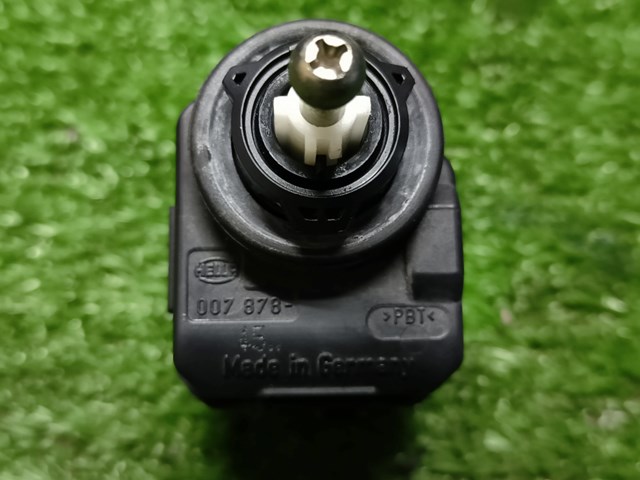 Motor regulador de faros Mitsubishi 00787845 precio, desde 54,01 EUR