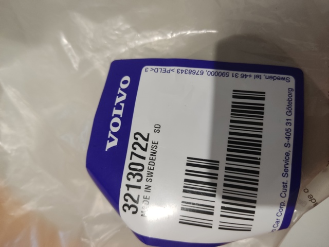 32130722 Volvo Cubre motor
