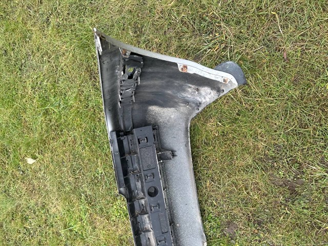Defensa trasero para Volvo V40  VW