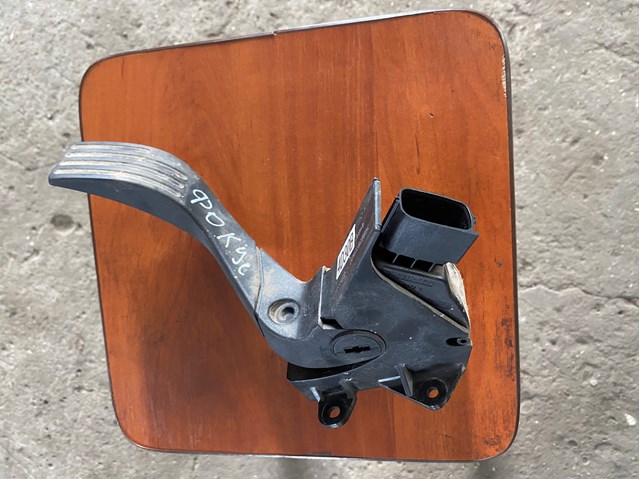 Pedal del acelerador 98AB9F836AE Ford