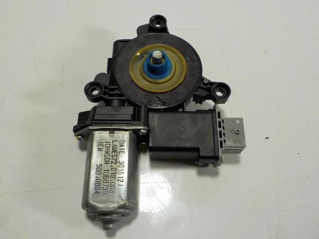 Motor eléctrico, elevalunas, puerta delantera derecha Alfa Romeo Giulietta (940)
