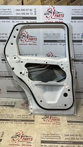 Puerta trasera izquierda LR061285 Land Rover