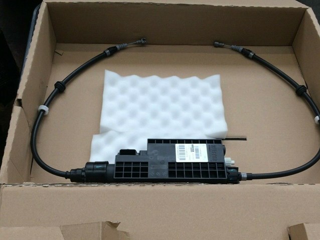 Motor del actuador de la pinza de freno trasera Mercedes A4479068700 precio, desde 309,40 EUR