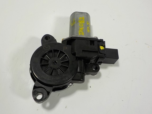  Mazda CM012820 precio, desde 65,34 EUR