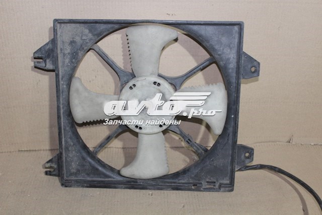 MR250747 Mitsubishi difusor de radiador, aire acondicionado, completo con motor y rodete