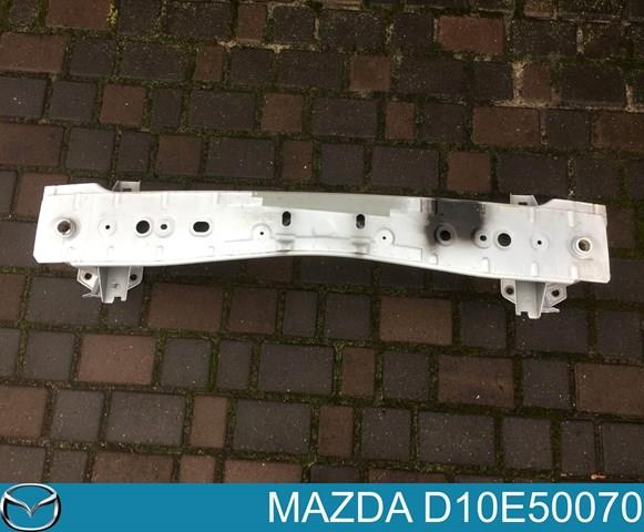 D10E50070 Mazda Refuerzo parachoque delantero