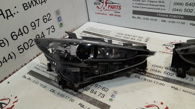 Faro derecho KB8M51031D Mazda