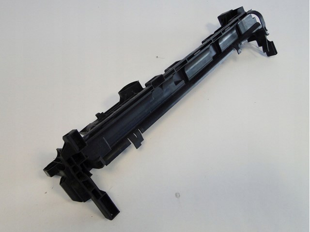 Soporte derecho del radiador Mercedes A0995040600 precio, desde 33,53 EUR