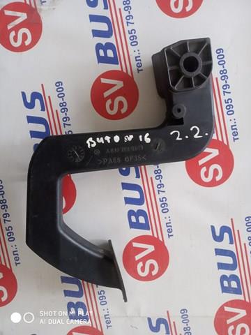 Pedal de embrague VAG A6382900516