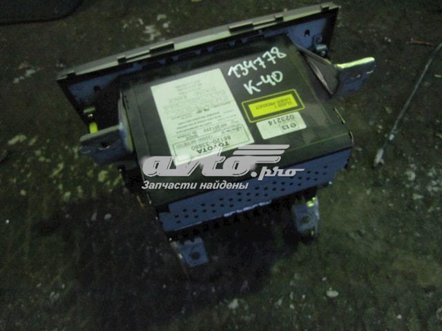 8612033881 Toyota radio am/fm