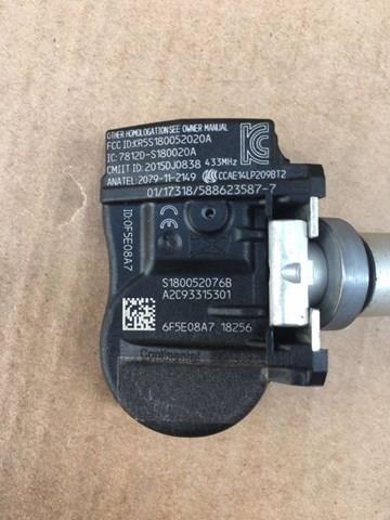 Control de presión de neumáticos Land Rover GX631A159AA