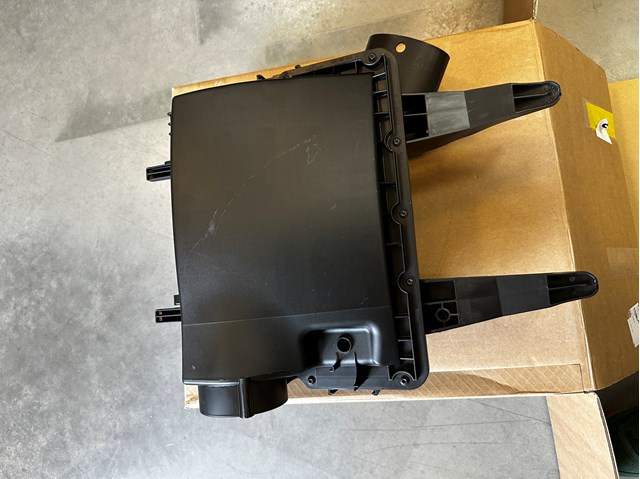 Comprar Caja del filtro de aire Mercedes Sprinter III 3,5-t 907, 910