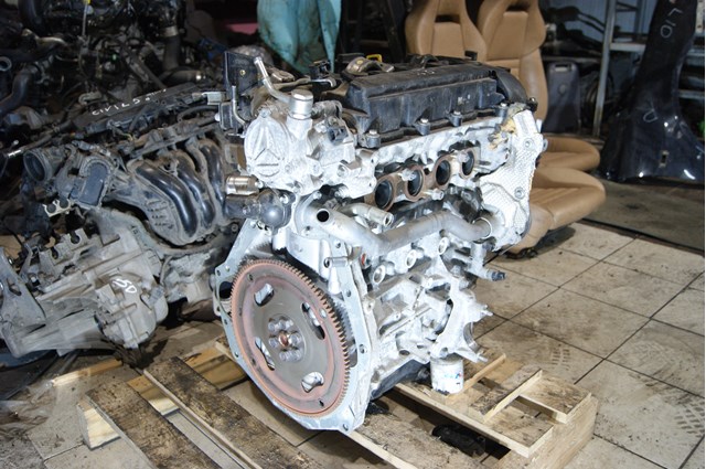 PEY502300E Mazda Motor completo