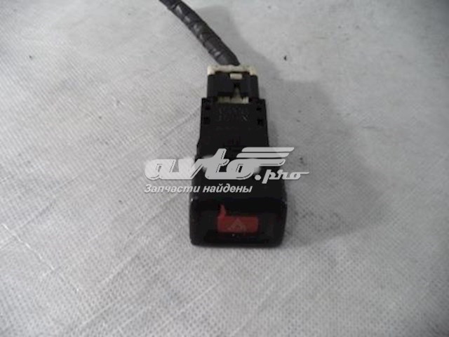 Boton De Alarma Nissan Maxima QX (A32)