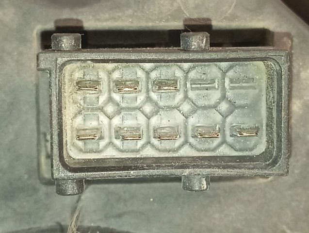 Faros delanteros Opel 13100535