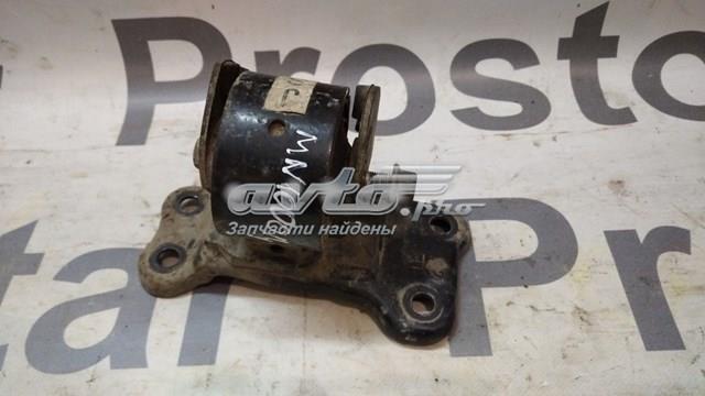 MN100014 Mitsubishi soporte motor izquierdo