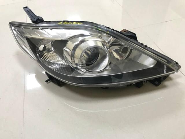 CD9351031B Mazda faro derecho