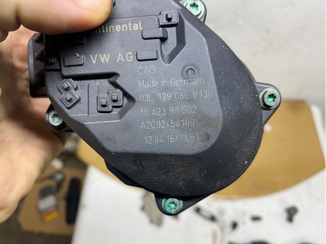 Comprar 03L129086 VAG Válvula (actuador) del accionamiento de las mariposas del colector de admisión