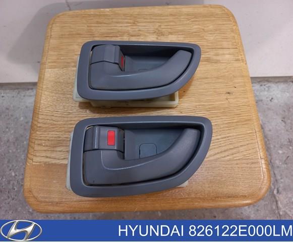 826122E000LM Hyundai/Kia