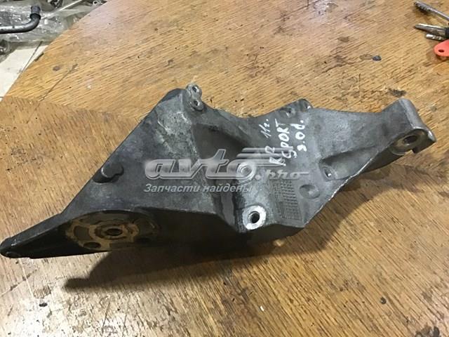 CPLA10239AB Land Rover Soporte alternador