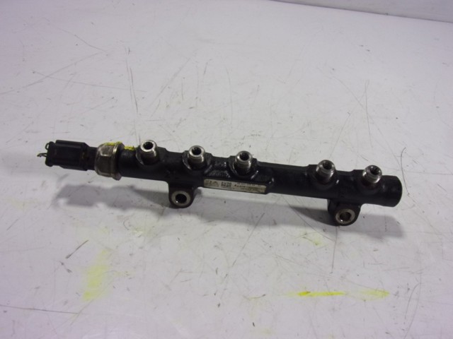 Rampa de combustible Ford 28497Z01 precio, desde 72,45 EUR