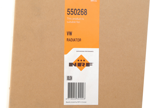 Radiador adicional de refrigeración del motor NRF 550268
