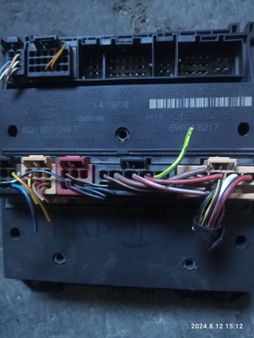Caja de fusibles 6Q1937049F VAG