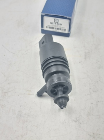 Bomba de agua limpiaparabrisas, delantera Q-fix Q3750021 precio, desde 12,34 EUR