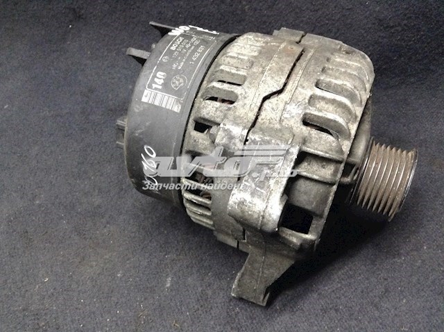 1432831 BMW alternador