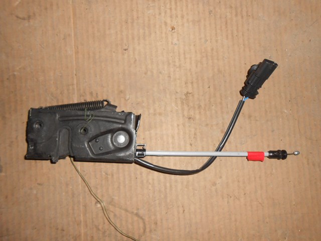 32318456 Volvo Cerradura del capó izquierda