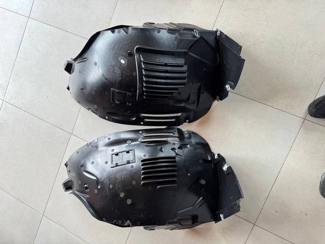 Comprar A1676901010 Mercedes Guardalodos interior delantero derecho