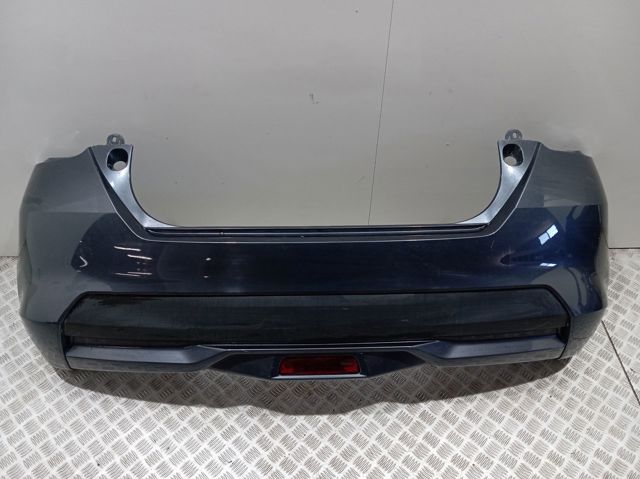 Paragolpes trasero Nissan/Infiniti 85022HM10A