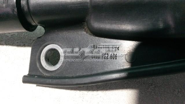 Comprar 8200722806 Renault (RVI) Cuello de llenado de aceite
