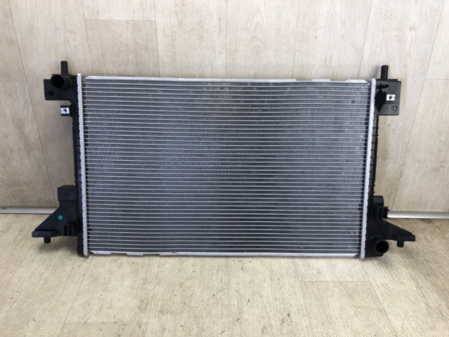 Radiador de água General Motors 22839735