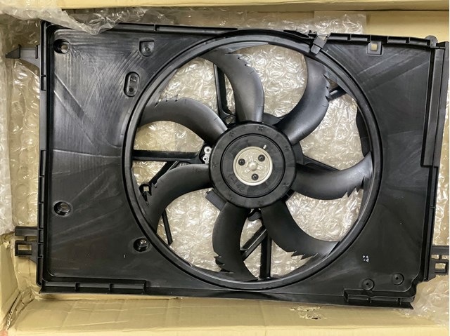 Difusor de radiador, ventilador de refrigeración, condensador del aire acondicionado, completo con motor y rodete para Toyota RAV4 (A5)