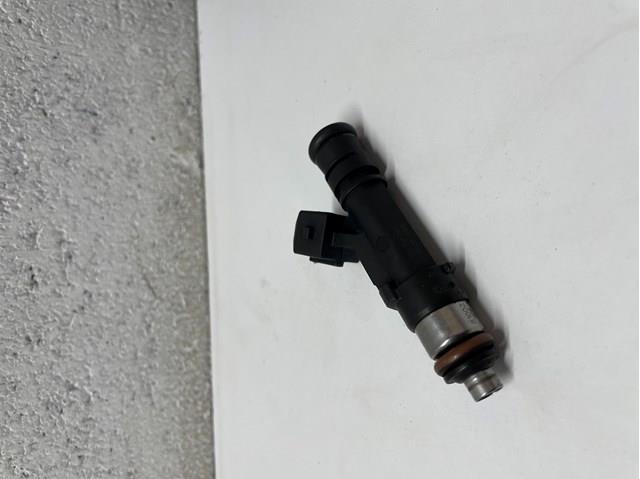 Inyector-bomba Bosch 0280158099