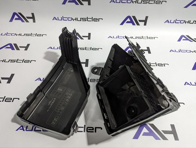 Tapa de la caja de fusibles Nissan/Infiniti 243826RA1A