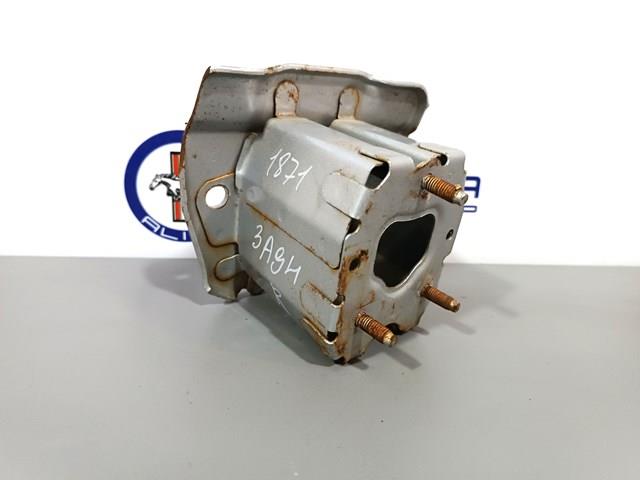 Soporte del refuerzo del parachoques trasero 852103TA0A Nissan/Infiniti