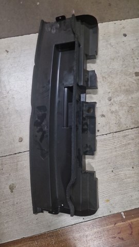 Deflector de aire inferior del radiador Nissan/Infiniti 215796FM5A