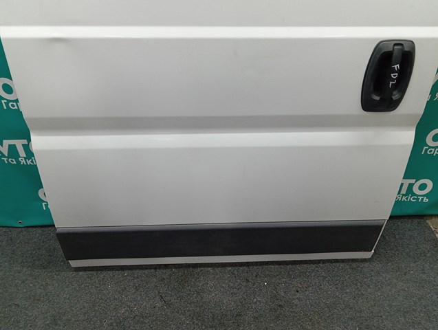 Puerta lateral corrediza derecha 1680540880 Peugeot/Citroen