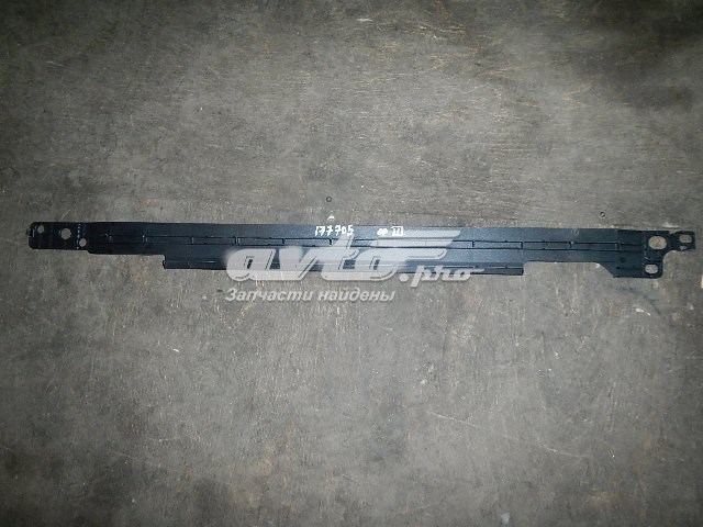 1701150 Ford soporte de radiador superior (panel de montaje para foco)