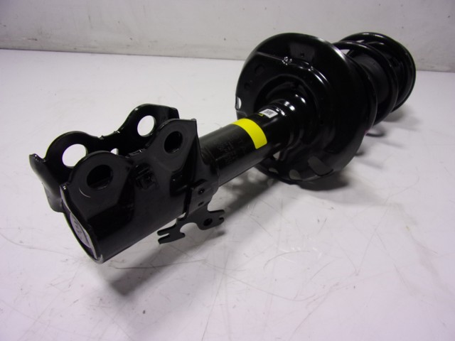Amortiguador delantero izquierdo Toyota 48520K0090 precio, desde 119,06 EUR