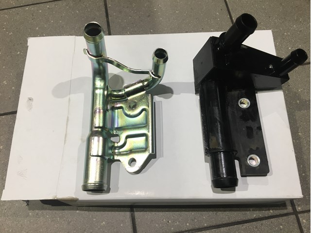 Comprar SH2015290A Mazda Brida del sistema de refrigeración (triple unión)
