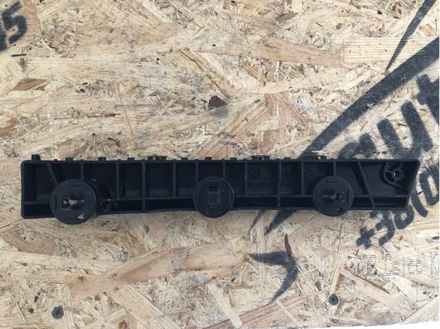 Soporte de parachoques delantero derecho 622224CL0A Nissan/Infiniti