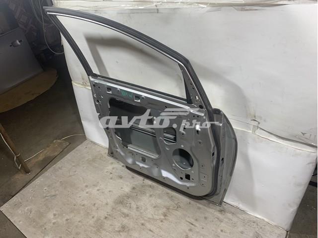 Comprar Puerta delantera izquierda Mitsubishi Grandis  NAW
