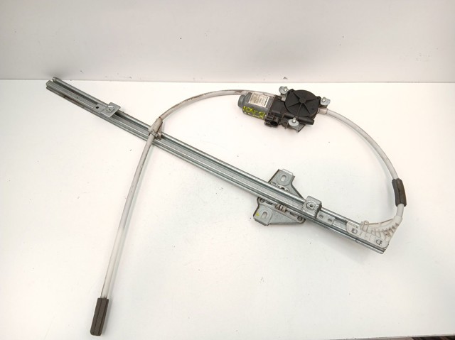 8200467967 Nissan/Infiniti Mecanismo levanta, puerta delantera derecha