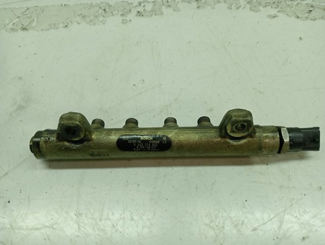 Comprar 0445214042 Renault (RVI) Rampa de combustible