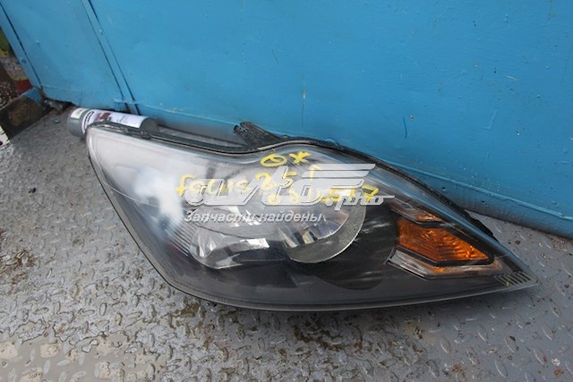 1754445 Ford faro derecho