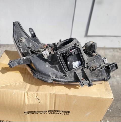 8118560M00 Toyota Faros