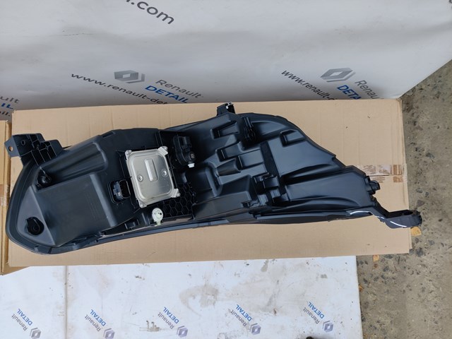 Comprar 260102899R Renault (RVI) Faro derecho